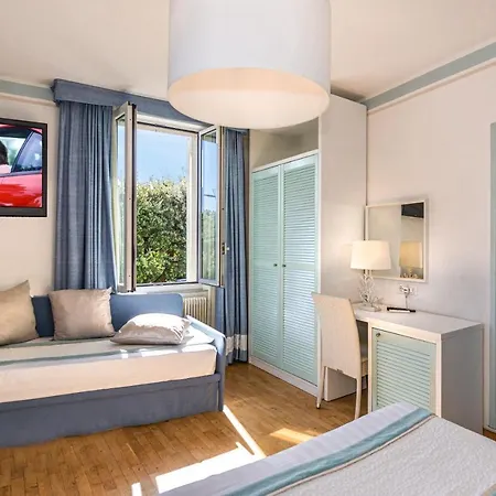 Raffaelli Villino Limoni Bed and breakfast 3*