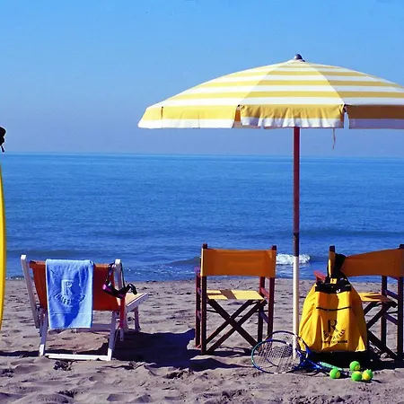 Bed and breakfast Raffaelli Villino Limoni 3*
