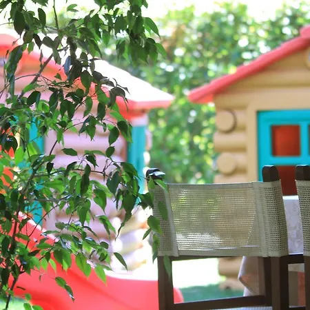 Bed and breakfast Raffaelli Villino Limoni 3*
