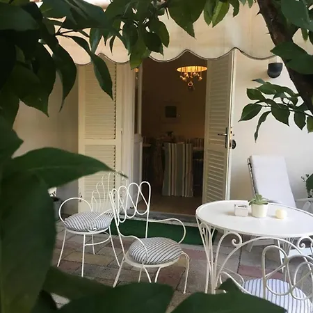 Bed and breakfast Raffaelli Villino Limoni Forte dei Marmi
